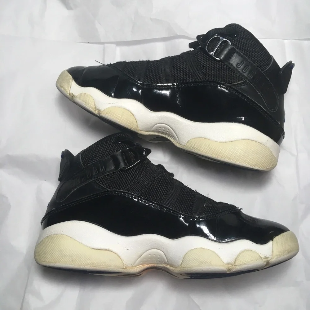 Jordan’s little boys shoes - Picture 1 of 8
